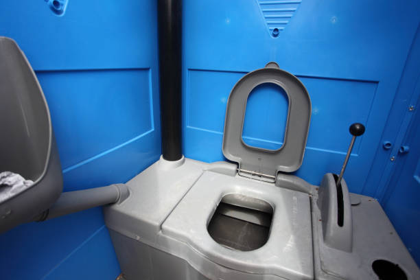 Portable Toilet Options We Offer in Hartford City, IN