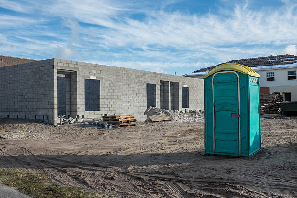Best Portable restroom trailer rental  in Hartford City, IN